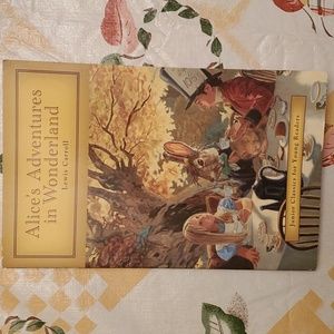 2/$8 🐰 Alice's Adventures in Wonderland Lewis Carroll paperback book 🎩 📚